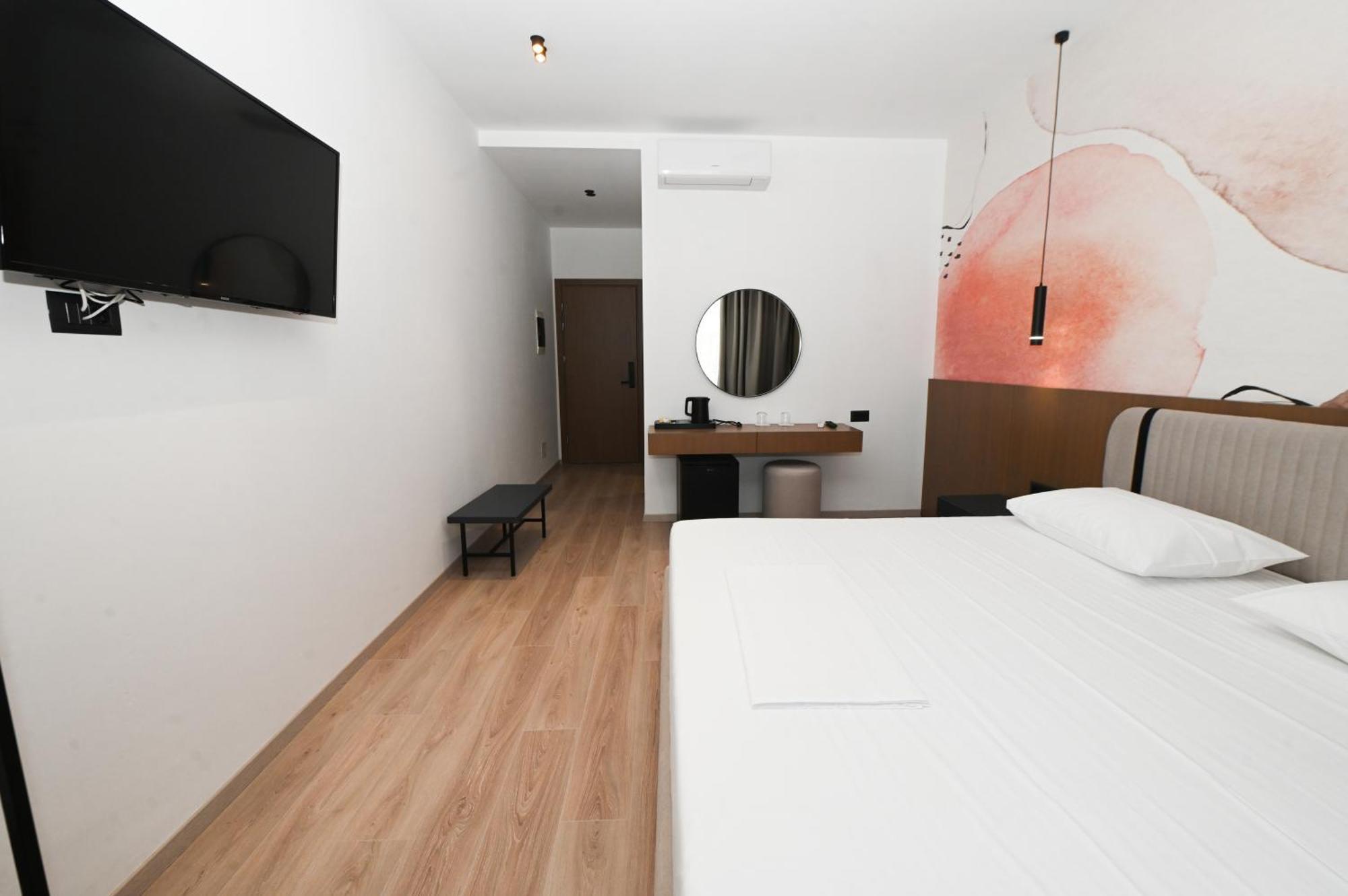 Monun Hotel Ksamil Extérieur photo