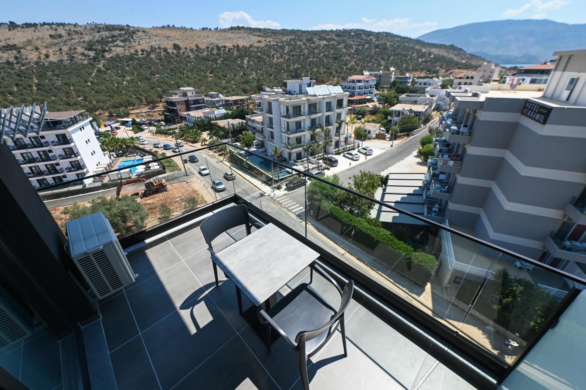 Monun Hotel Ksamil Extérieur photo
